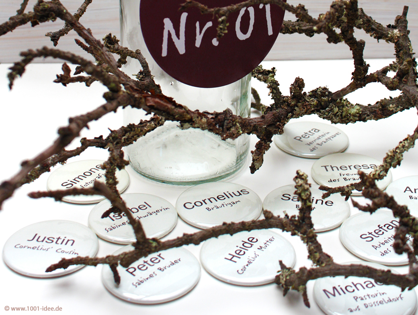 Button in crème und braun, mit Gästenamen als Tischkärtchen und / oder Gastgeschenk Team, Braut Team Bräutigam Hochzeitsbutton für Hochzeit oder Feier Nadelbutton Magnetbutton mit Kontermagnet Flaschenöffner Taschenspiegel Spangenclip Namensschild Namensanstecker Anstecker Butterfly Verschluss Spangen-Clip Kroko Clip Tischordnung Platzkarte passend zur Hochzeitskarte Karte Papeterie Hochzeitspapeterie alle Farben bunt Wunschfarbe