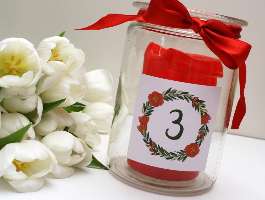 no. 7146 - Aufkleber Einmachglas Vase Tischnummer Tischnummernkarte Tischname oder Zahl Tischkarte Hochzeitsgäste Hochzeit Hochzeitseinladung Hochzeitskarte in Kombi mit Sitzordnungskarte Sitzplan Tischordnung Papeterie Hochzeitspapeterie natur Naturkarton hellblau blau Naturpapier Naturpapier hellblau blau Kraftpapier Kraft Karton weiss weiß Packpapier Rillenoptik Boho bohemian wedding Flower Power Blütenkranz Blumenkranz Olive Olivenzweig Blume Blumen Blüte Kranz Ranke Kordel shabby chic vintage hip Hippie Style